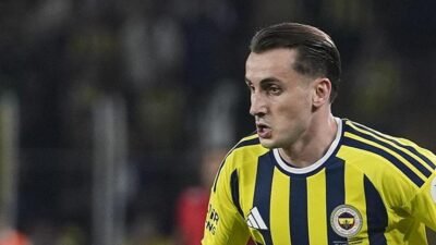 Kerem Aktürkoğlu korkuttu, Fenerbahçe’den açıklama geldi Kaynak:Cnnturk.com Haberlerimizi Google’da Takip Edin Gelişmelerden anında haberdar olun. Google’da