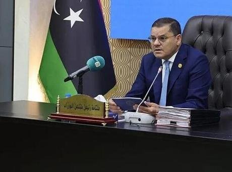 Libya’da petrol tesisine İHA saldırıları! Dibeybe’den sert tepki: Karşılıksız kalmayacak Dibeybe, sosyal medya hesabından yaptığı açıklamada, petrol ve sanayi tesislerinin