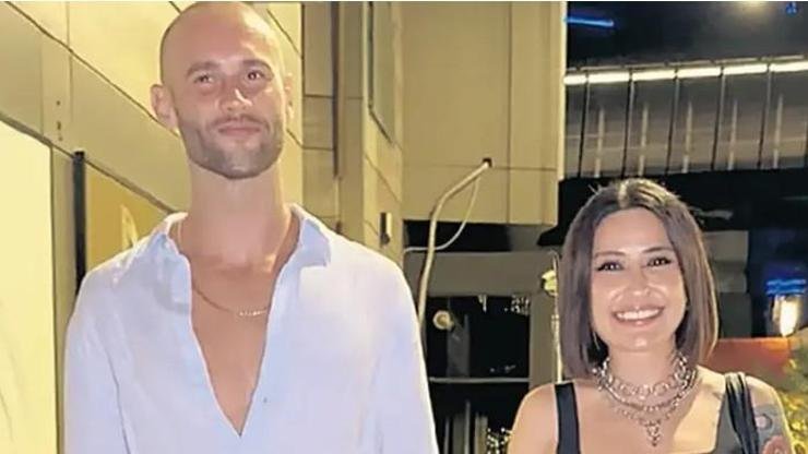 Geçen yıl Serkan Sağdıç ile evliliğini sonlandıran Melek Mosso, yeni