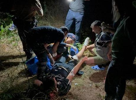 Gaybiefendi Mahallesi’ndeki bir kafe önünde iddiaya göre 4 şüpheli, F.G.’yi