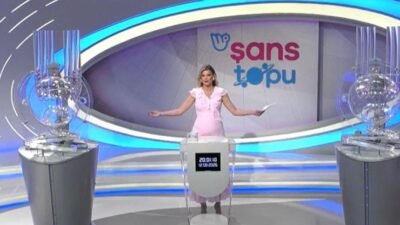 Kaynak:Cnnturk.com Haberlerimizi Google’da Takip Edin Gelişmelerden anında haberdar olun. Google’da
