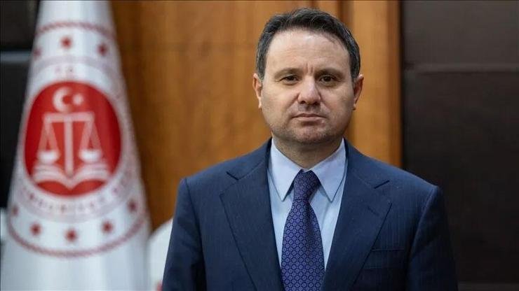 SON DAKİKA: 8 şehirde “şeker” soruşturması: 25 şirkette arama ve evraka el koyma Haberlerimizi Google’da Takip Edin Gelişmelerden anında haberdar olun. Google’da tercih