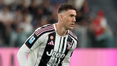 Kaynak:Cnnturk.com Beşiktaş, Sırp yıldız Dusan Vlahovic’in transferinde mutlu sona ulaştı.