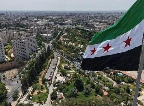 Bakanlığın yayımladığı karara göre Kürtçe, söz konusu bölgelerde “ulusal dil”