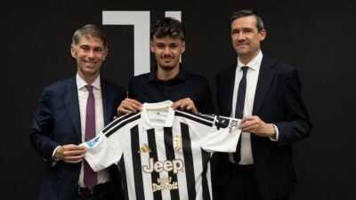 TRANSFER | Kerim Alajbegovic, Juventus’ta Kaynak:Cnnturk.com Haberlerimizi Google’da Takip Edin Gelişmelerden anında haberdar olun. Google’da