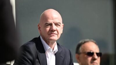 UEFA, AFC ve CONCACAF, ortak açıklamayla Infantino’ya eleştiride bulundu Haberlerimizi Google’da Takip Edin Gelişmelerden anında haberdar olun. Google’da tercih