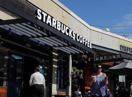 Güney Kore’de Starbucks’ın, ülke tarihindeki önemli olaylarından biri olan Gwangju