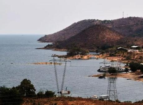 Zimbabve polisinden yapılan açıklamada, arama çalışmalarında 9 kişinin daha cansız