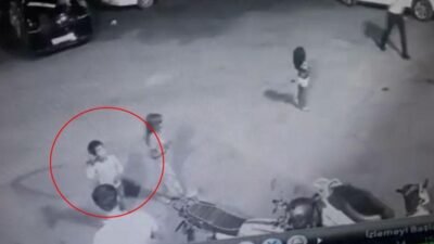 Kaynak Burak Emek / CNN TÜRK Adıyaman’da düğün salonunun önünde
