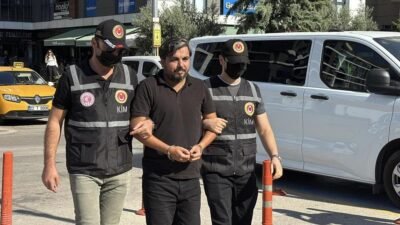 Kaynak DHA Edirne’de Bulgaristan’a açılan Kapıkule Sınır Kapısı’nda TIR dorsesinde