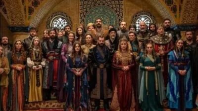 Kaynak Cnnturk.com Aşk ve Taht dizisi konusu ne, Aşk ve