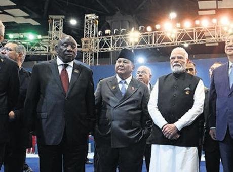BRICS Zirvesinde ‘sorumluluk’ mesajı Bugün de devam edecek zirveye ev sahibi Hindistan Başbakanı Narendra