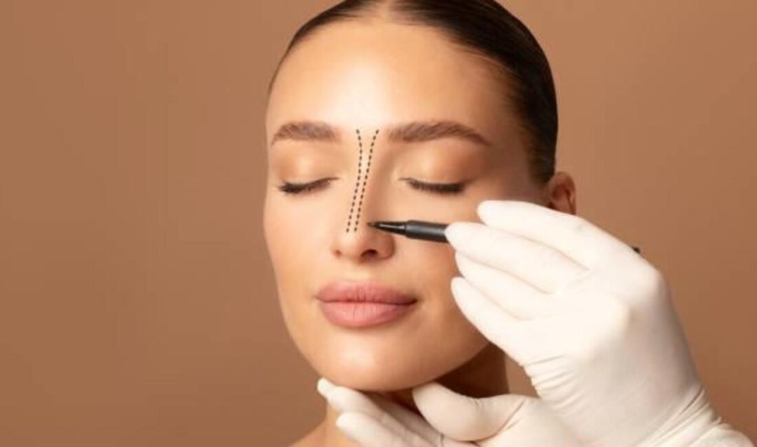 Estetik, Plastik ve Rekonstrüktif Cerrahi Uzmanı Doç. Dr. Güncel Öztürk,