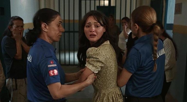 ÇİRKİN YENİ BÖLÜM BU AKŞAM VAR MI? Star TV Çirkin Yeni Sezon Bu Akşam Mı Başlıyor? 20 Eylül Star TV Yayın Akışı Kaynak Cnnturk.com Çirkin dizisi yeni sezon yeni bölüm bu akşam