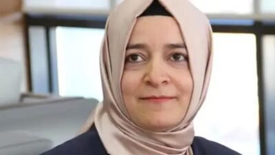 Kaynak Cnnturk.com Fatma Betül Sayan Kaya kimdir, kaç yaşında, nereli,