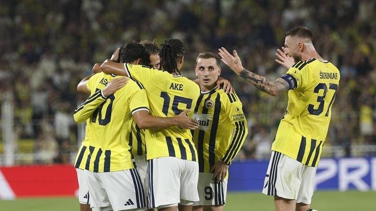 FENERBAHÇE – EYÜPSPOR MAÇI HANGİ KANALDA, SAAT KAÇTA? Fenerbahçe Eyüpspor Maçı Nereden Canlı İzlenir? Süper Lig FB EYÜP Muhtemel 11’ler Kaynak Cnnturk.com Fenerbahçe – Eyüpspor maçı hangi kanalda, saat kaçta,