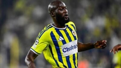 Kaynak Cnnturk.com Fenerbahçe, UEFA Şampiyonlar Ligi’ndeki 18 yıllık hasretini Roma