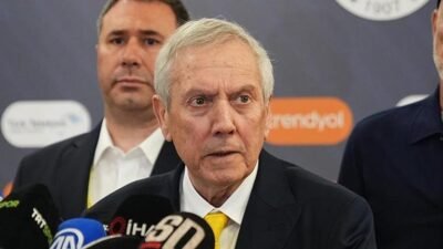 Kaynak Cnnturk.com Paylaş Fenerbahçe, Beşiktaş maçı sonrası Aziz Yıldırım ile