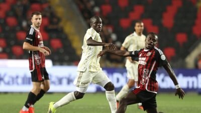 MAÇ SONUCU Gaziantep FK 0-0 Fenerbahçe DİREKTEN DÖNDÜ Fenerbahçe’de Greenwood,