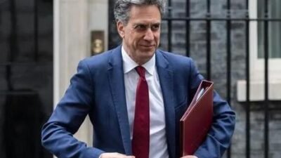 İngiltere Dışişleri Bakanı Ed Miliband, Batı Şeria’daki yasadışı yerleşimleri finanse