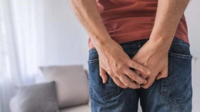 Kıl Dönmesi ve Hareketsiz Yaşam Genel Cerrahi Uzmanı Op. Dr. Mert Atak, toplumda daha çok erkeklerle
