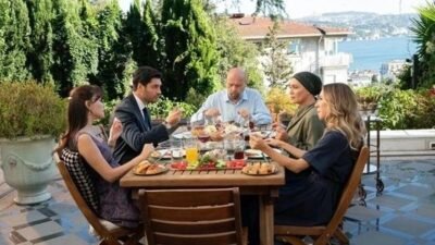 Kaynak Cnnturk.com Kızılcık Şerbeti dizisinin yeni sezon tarihi 18 Eylül