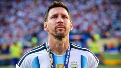 Milli takım kariyerini noktaladığını açıklayan Lionel Messi, Arjantin’in gelecek ay