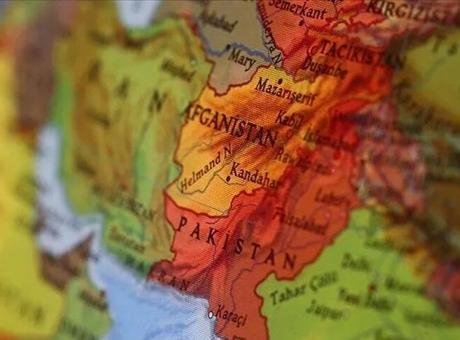 Pakistan, Afganistan’da 10 noktaya hava saldırısı düzenledi Pakistan Enformasyon Bakanı Attaullah Tarar, X’te açıklamalarda bulundu. Afganistan topraklarından