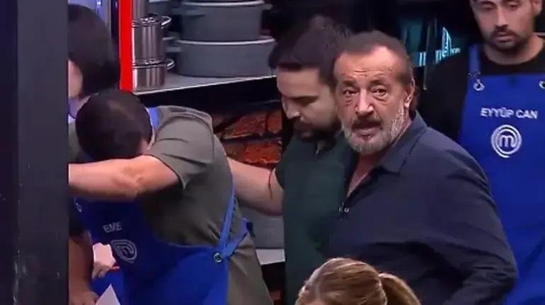 Kaynak Cnnturk.com Mehmet Yalçınkaya, Danilo Zanna ve Somer Sivrioğlu’nun jüri