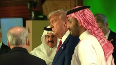 Kaynak CNN TÜRK ABD’den beklediği desteği bulamayan Suudi Arabistan, Yemen’de