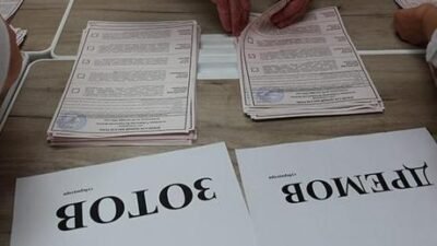 Rusya’da parlamentonun alt kanadı Devlet Duması milletvekilleri ile 39 bölgenin