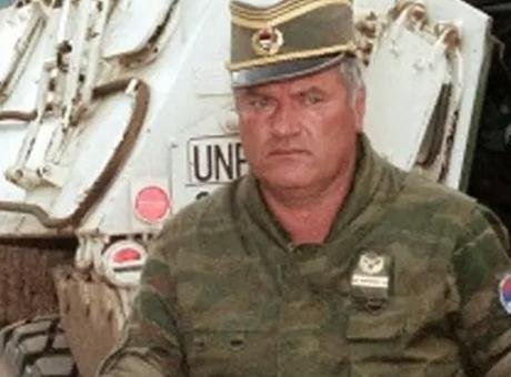 Bosna Hersek’te, 1995 yılında Sırp Ordusu’nun gerçekleştirdiği Srebrenitsa Soykırımı’ndan suçlu