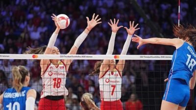 Kaynak Cnnturk.com Paylaş A Millî Kadın Voleybol Takımı’mız, CEV Kadınlar