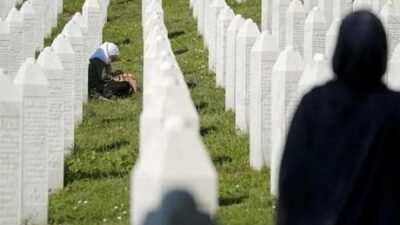 Srebrenitsa Soykırımı’ndan sağ kurtulan Jahic, CNN Türk’e konuştu! ‘Bosna Kasabı Mladiç öldü ama ruhu Sırbistan’da yaşıyor’ Bosnalı Müslümanların katledildiği Srebrenitsa Soykırımı’nın baş sorumlularından Sırp komutan Ratko