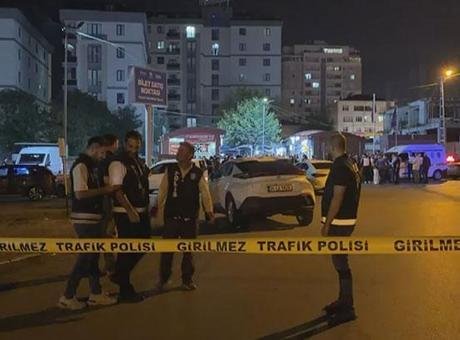 Konuya ilişkin İstanbul Valiliği’nden yapılan açıklamada, “İstanbul Emniyet Müdürlüğü Terörle