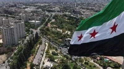 Suriye’nin Suveyda kentindeki silahlı gruplar güvenlik güçlerine saldırdı Suriye devlet televizyonu El-İhbariyye’nin haberine göre, Suveyda’daki silahlı grupların, Mansura,
