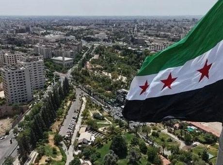 Suriye devlet televizyonu El-İhbariyye’nin haberine göre, Suveyda’daki silahlı grupların, Mansura,