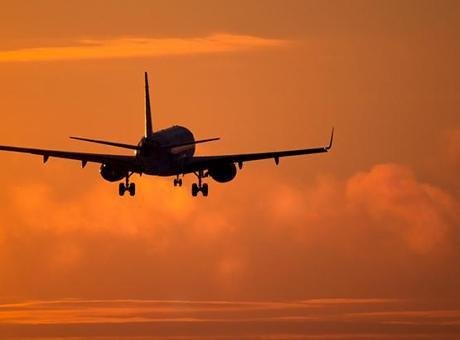 ABD’de Baltimore’dan Miami’ye giden American Airlines uçağında şaşkına çeviren bir