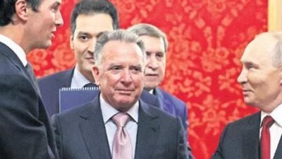 Trump, ziyaretlerle ilgili sorulan bir soruya yanıt olarak, “Yanlarında savaşı