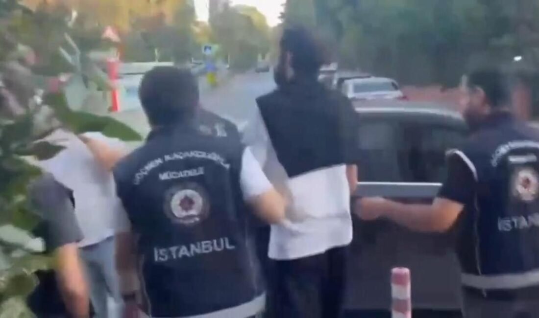“Usulsüz vatandaşlık” operasyonunda 33 tutuklama Kaynak DHA Son dakika haberine göre; İstanbul’da usulsüz işlemlerle Türk