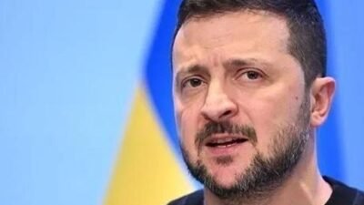 Zelenskiy’den ABD ve Ukrayna müzakere heyetleri arasında ‘sürekli diyalog’ vurgusu Zelenskiy, sosyal medya hesabından yaptığı açıklamada, ABD Başkanı Donald Trump’ın