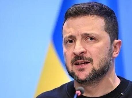 Zelenskiy’den ABD ve Ukrayna müzakere heyetleri arasında ‘sürekli diyalog’ vurgusu Zelenskiy, sosyal medya hesabından yaptığı açıklamada, ABD BaÅŸkanı Donald Trump’ın