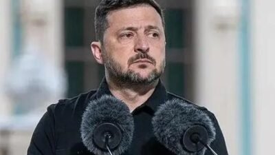 Ukrayna Devlet Başkanı Vladimir Zelenskiy’nin uçağının bulunduğu sırada Moldova hava