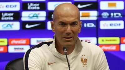 Kaynak Cnnturk.com Zinedine Zidane, Fransa’nın A Millî Takımımız ile oynayacağı