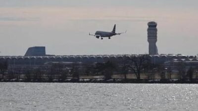 New Jersey eyaletindeki Newark kentine gitmek üzere 24 Ekim Cumartesi