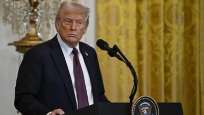 ABD’de Başkan Donald Trump’ın politikalarını protesto etmek amacıyla düzenlenen “Krallara