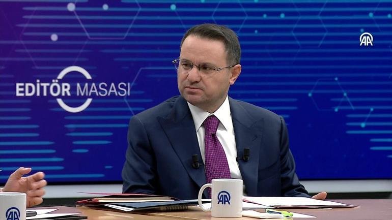 Fon krizine ilişkin soruşturma sürerken açıklamalarda bulunan Adalet Bakanı Akın