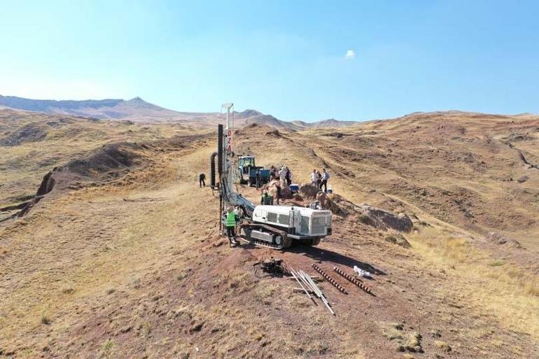 Durupınar Oluşumu’nda Nuh’un Gemisi’ni bulmak amacıyla yürütülen yer altı radar