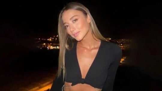 ALEYNA KALAYCIOĞLU KİMDİR? Survivor Aleyna Kalaycıoğlu Kaç Yaşında, Nereli? Kubilay Kaan Kundakçı Davası Sonrası Aleyna Kalaycıoğlu Hakkında Merak Edilenler Kaynak HABER MERKEZİ Aleyna Kalaycıoğlu kimdir, Aleyna Kalaycıoğlu kaç yaşında,