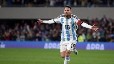 ARJANTİN – BENİN MAÇI HANGİ KANALDA? Arjantin – Benin maçı saat kaçta, ne zaman? Şifreli mi şifresiz mi.? Messi son kez oynayacak… Kaynak Cnnturk.com Arjantin Benin maçı hangi kanalda sorgulanıyor. Futbol denilince